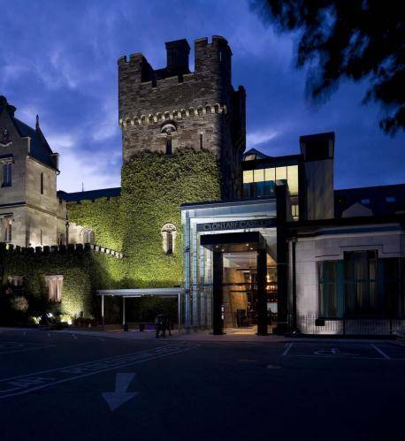 Clontarf Castle Hotel reception